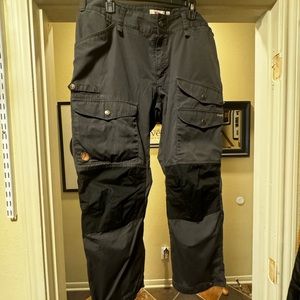 Fjallraven Men’s Vidda Pro Ventilated Trs Short Size 37